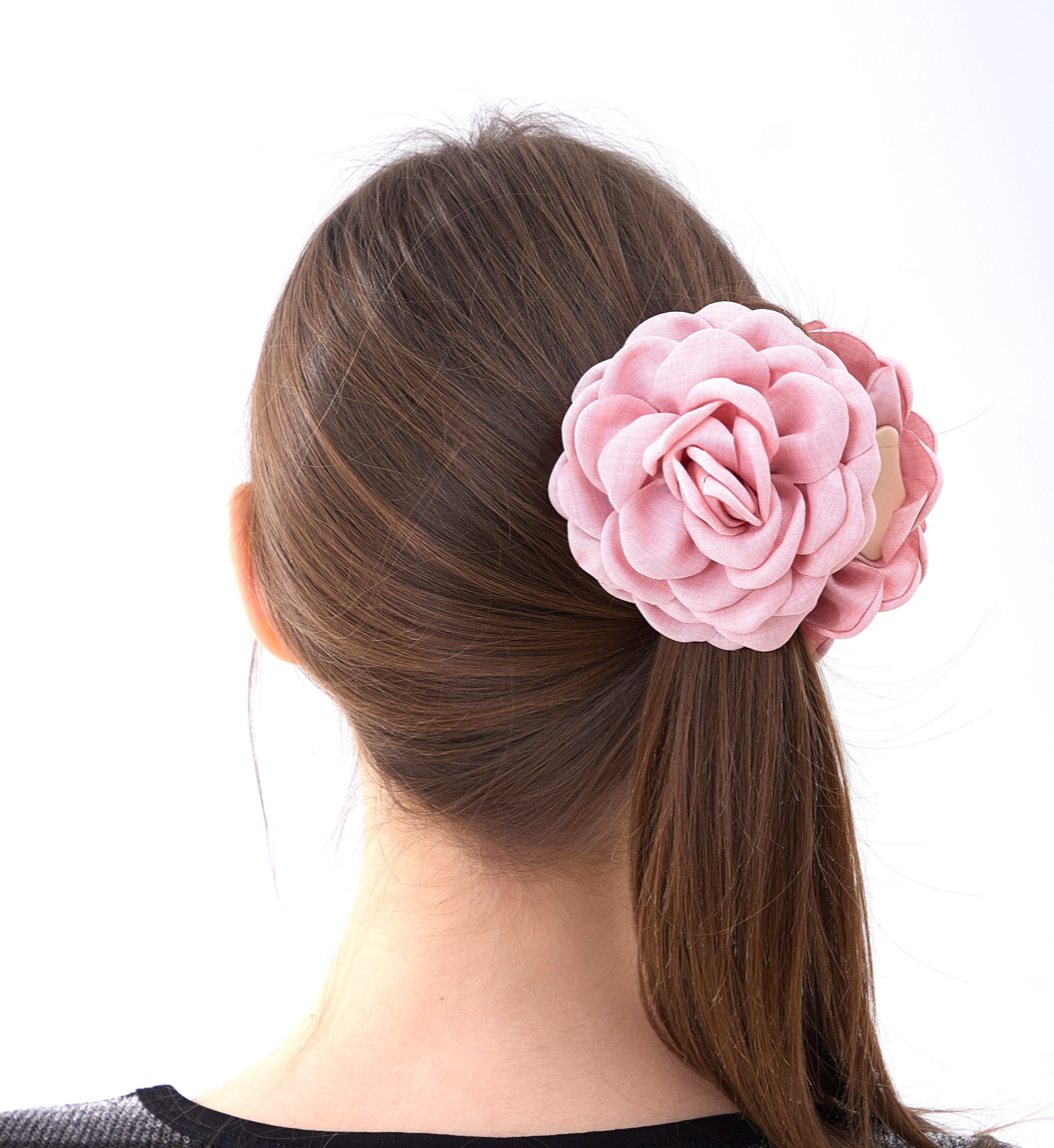 1 PC Bloom Claw - Soft Rose